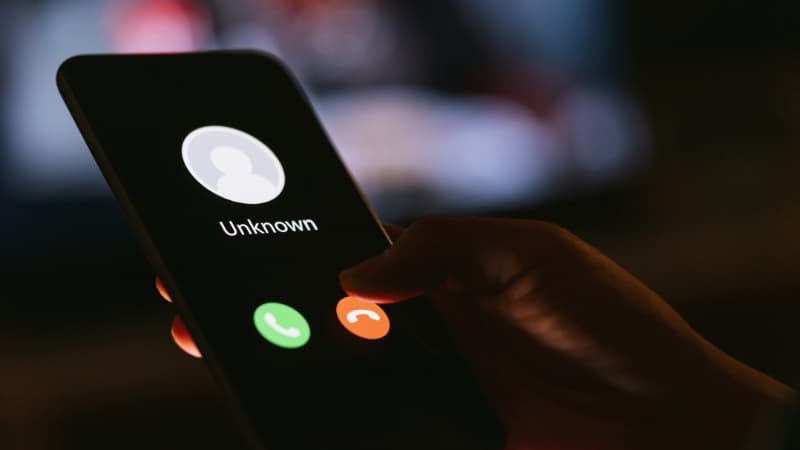 red end call button